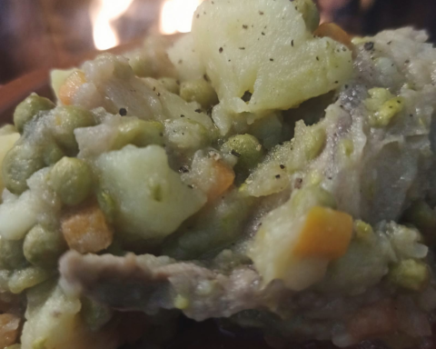 Spezzatino patate e piselli
